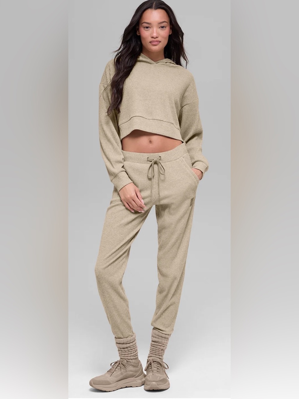 ALO YOGA MUSE CROPPED HOODIE & SWEATPANT SET, GRAVEL HEATHER, SIZE S.